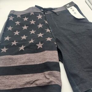 Hurley Phantom Eco Weekender 20" Patriot‎ 2.0 Board Shorts  Size 32